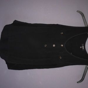 Small-Sleeveless buttoned black shirt!